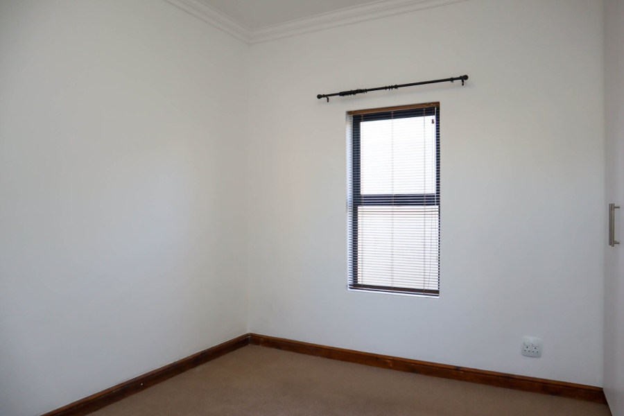 3 Bedroom Property for Sale in Croydon Western Cape